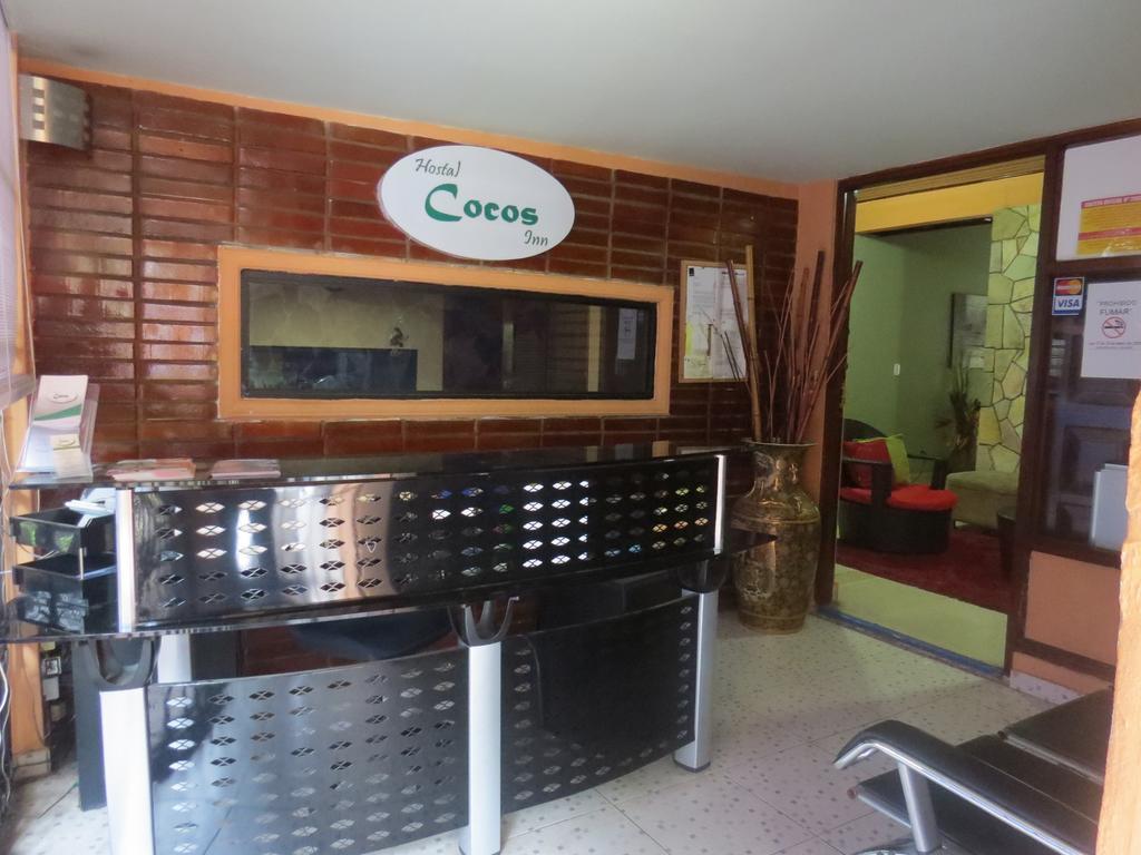 Hostal Cocos Inn Панама Сити Екстериор снимка